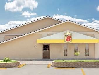 Super 8 By Wyndham Norfolk Exterior foto